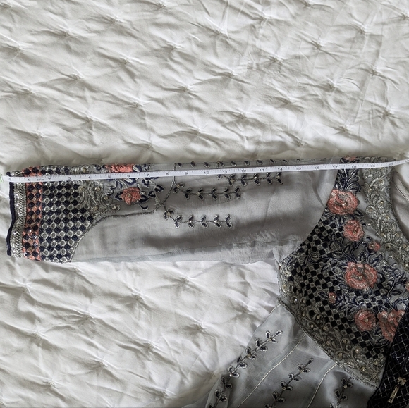 Indian Kurta Floral Embroidered Gray Top Lehenga Pakistani South Asian - Picture 13 of 14